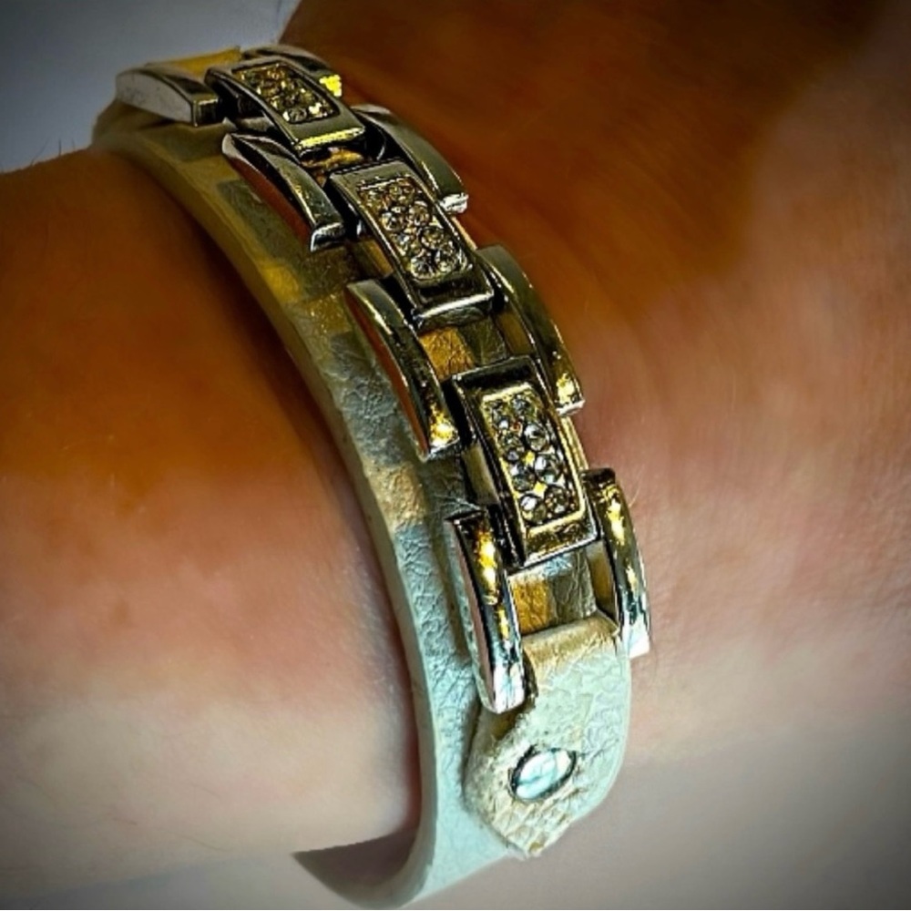 Fine Designer Runway Style White Leather Bracelet Chain Rhinestone Original Art